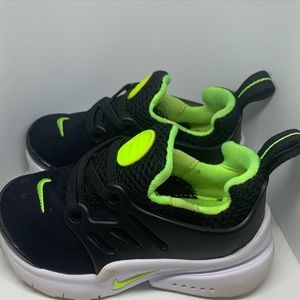 Nike Presto Black n Neon barely used